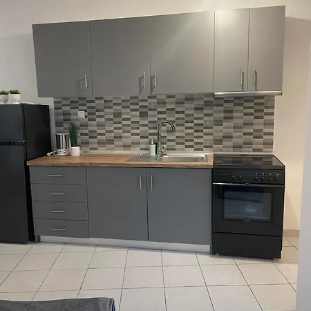 Tony 's Place * دراما